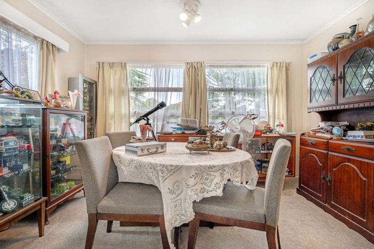 Photo of property in 14 Lucas Place, Weymouth, Auckland, 2103