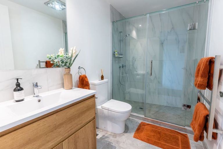 Photo of property in 7a Podgora Avenue, Kumeu, 0810