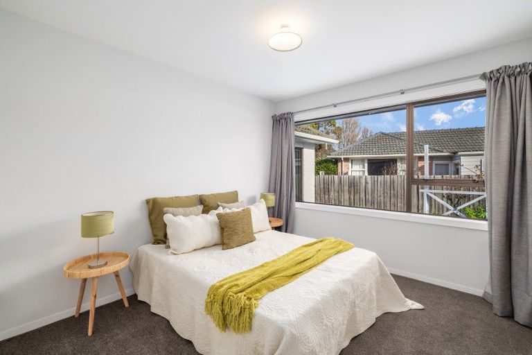 Photo of property in 218 Beach Road, North New Brighton, Christchurch, 8083