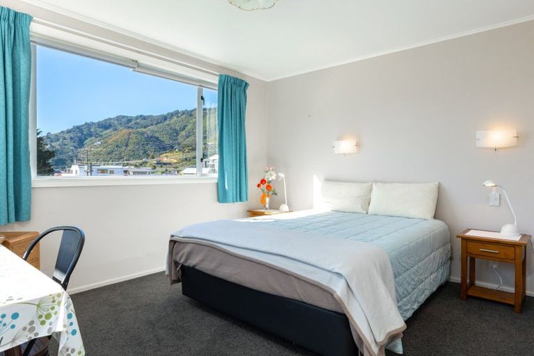 Photo of property in 48 Beach Road, Waikawa, Picton, 7220