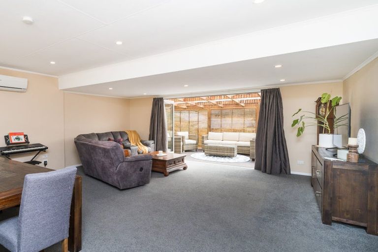 Photo of property in 25 Terry Crescent, Milson, Palmerston North, 4414