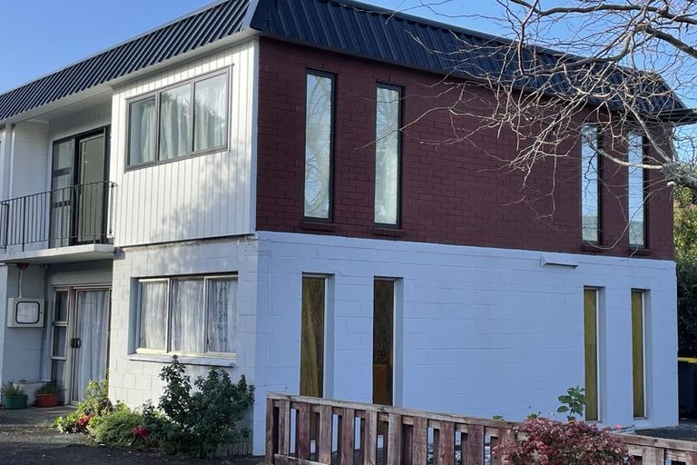 Photo of property in 10/767 Beach Road, Browns Bay, Auckland, 0630