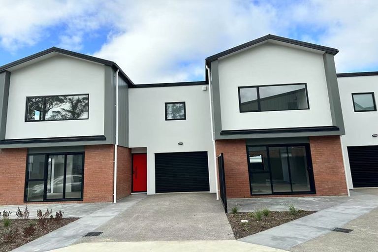 Photo of property in 12 Breakwater Way, Whitby, Porirua, 5024