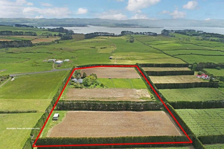 Photo of property in 214 Glenbrook Beach Road, Glenbrook, Waiuku, 2681