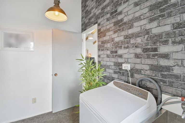 Photo of property in 44a Paerata Road, Pukekohe, 2120