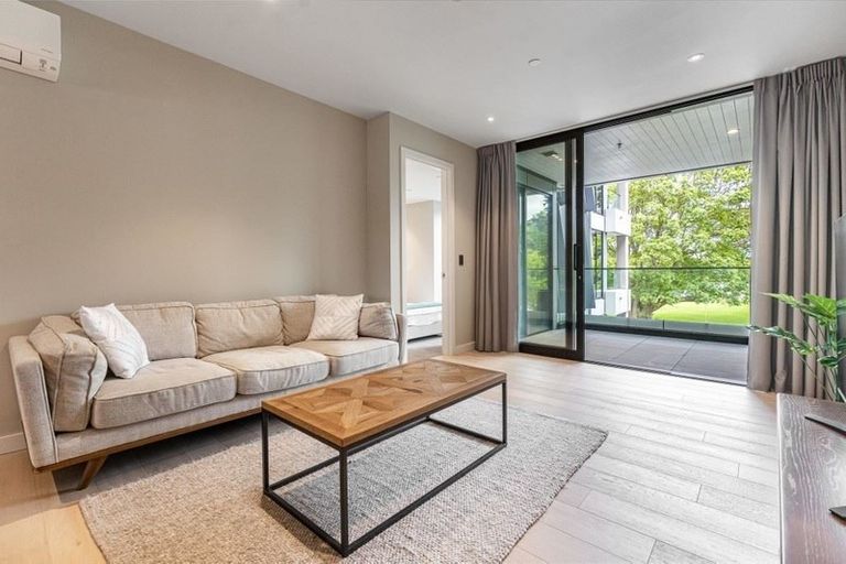 Photo of property in 102/28 Killarney Street, Takapuna, Auckland, 0622