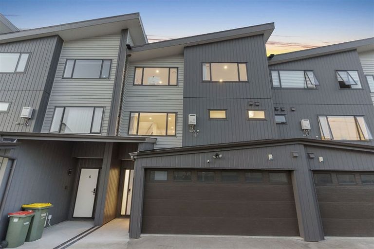 Photo of property in 4 Moki Place, Long Bay, Auckland, 0630