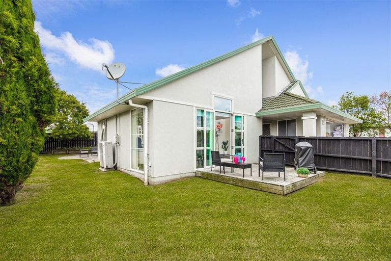 Photo of property in 32 Merlot Heights, Huapai, Kumeu, 0810