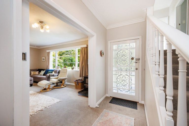 Photo of property in 9 Parata Street, Hokowhitu, Palmerston North, 4410