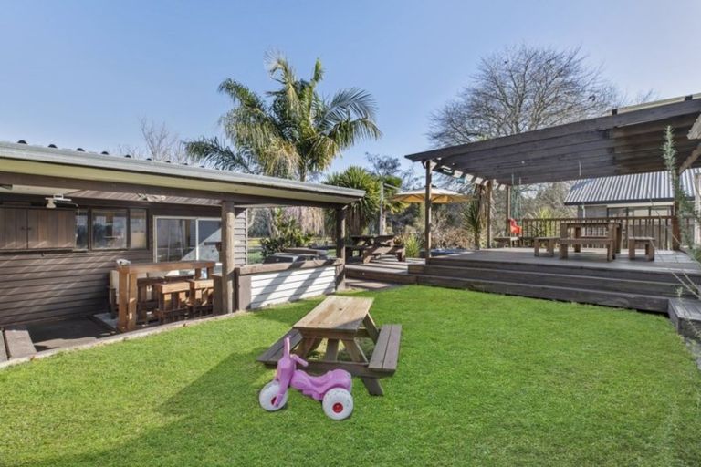 Photo of property in 17 Kingsway Crescent, Forest Lake, Hamilton, 3200