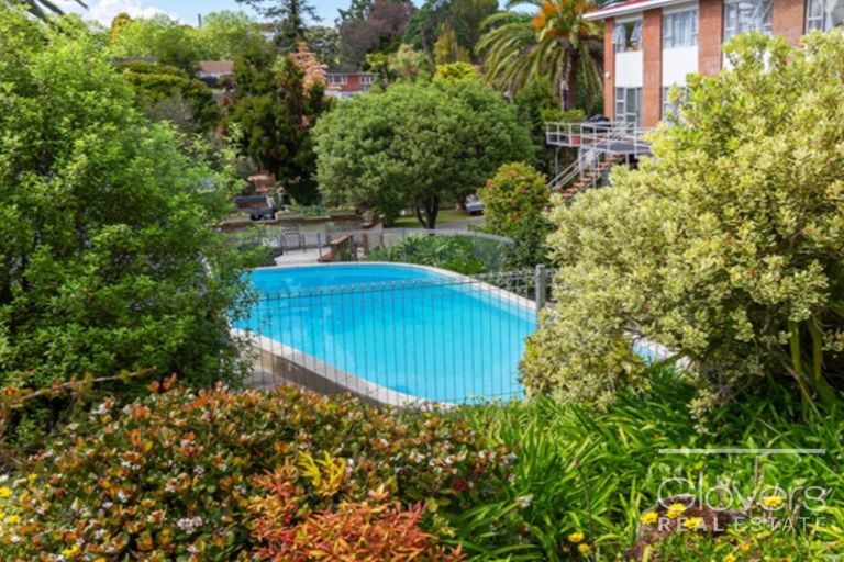 Photo of property in 12/16 Willerton Avenue, New Lynn, Auckland, 0600