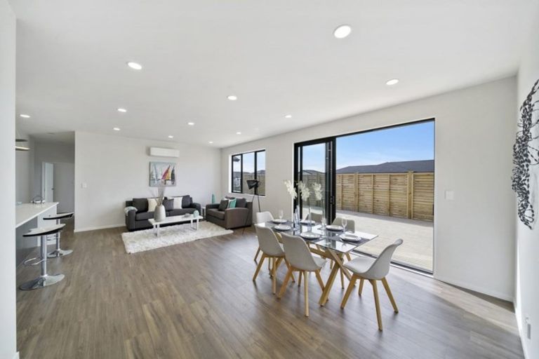 Photo of property in 12 Wellfield Drive, Papakura, 2110