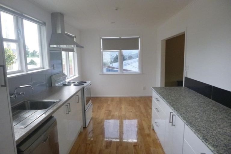 Photo of property in 23 Amundsen Grove, Stokes Valley, Lower Hutt, 5019