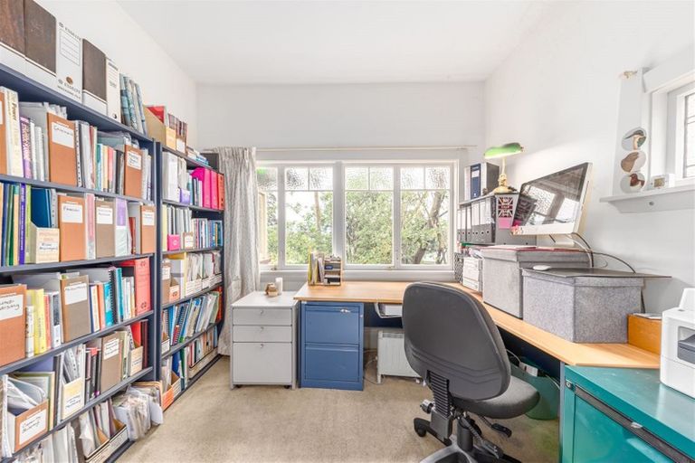 Photo of property in 57a Cashmere Road, Cashmere, Christchurch, 8022