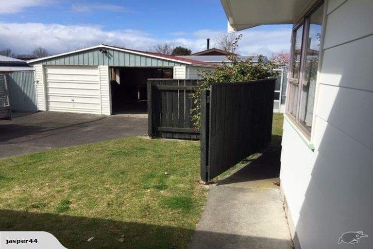 Photo of property in 60 Leicester Avenue, Tamatea, Napier, 4112
