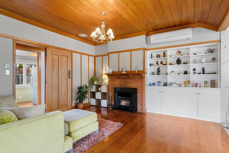 Photo of property in 2 Church Street, Amberley, 7410