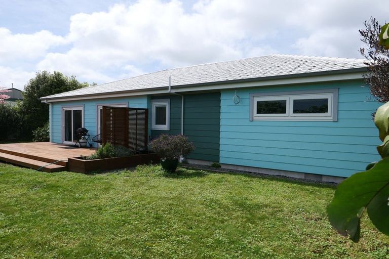 Photo of property in 29 Awatea Avenue, Paraparaumu, 5032