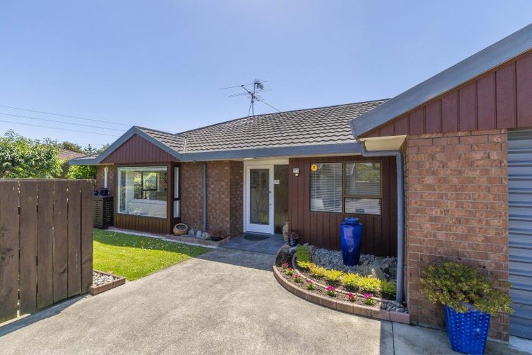 Photo of property in 349b Te Moana Road, Waikanae, 5036