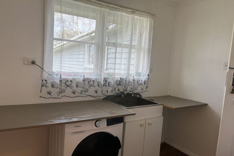 Photo of property in 12 Tiraumea Road, Pahiatua, 4910