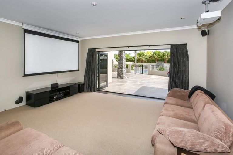 Photo of property in 1125a Glenbrook Road, Glenbrook, Waiuku, 2681