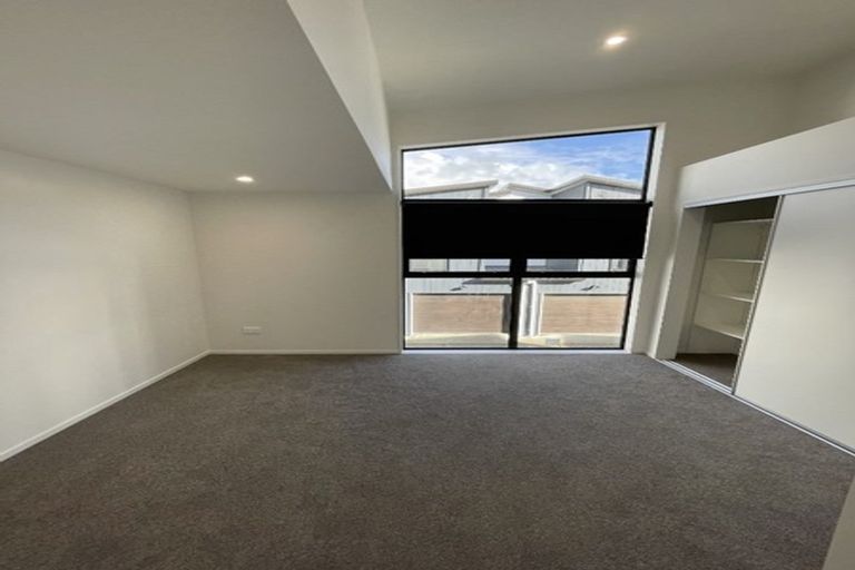 Photo of property in 8 Rangimarie Close, Opaheke, Papakura, 2113