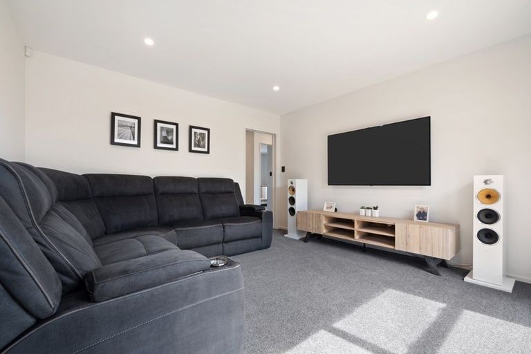 Photo of property in 56 Prestons Park Drive, Marshland, Christchurch, 8083