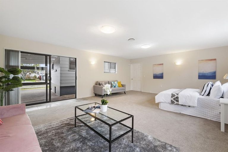 Photo of property in 3 Treviso Place, Clover Park, Auckland, 2023