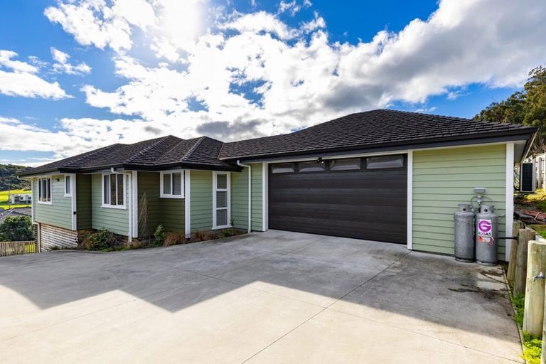 Photo of property in 4 Pukeko Place, Picton, 7220
