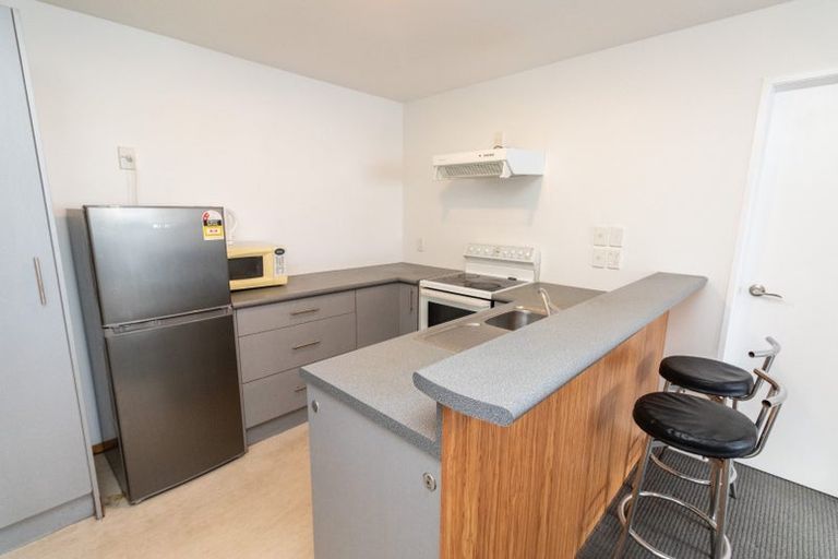 Photo of property in 4/27 Drummond Street, Mount Cook, Wellington, 6021