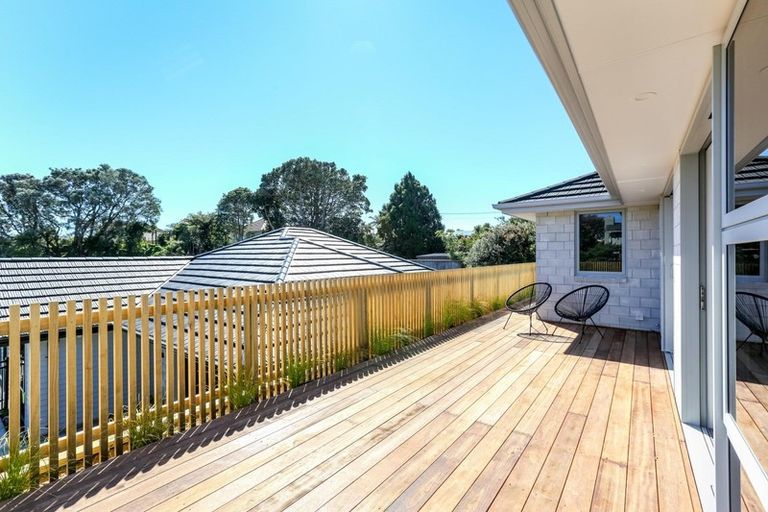 Photo of property in 6b Burns Street, Westown, New Plymouth, 4310