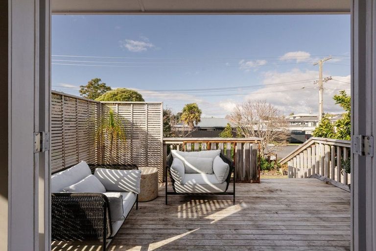 Photo of property in 25 Short Street, Otumoetai, Tauranga, 3110