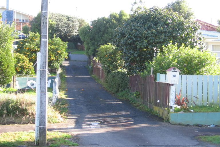 Photo of property in 18 Manapouri Place, Glenview, Hamilton, 3206