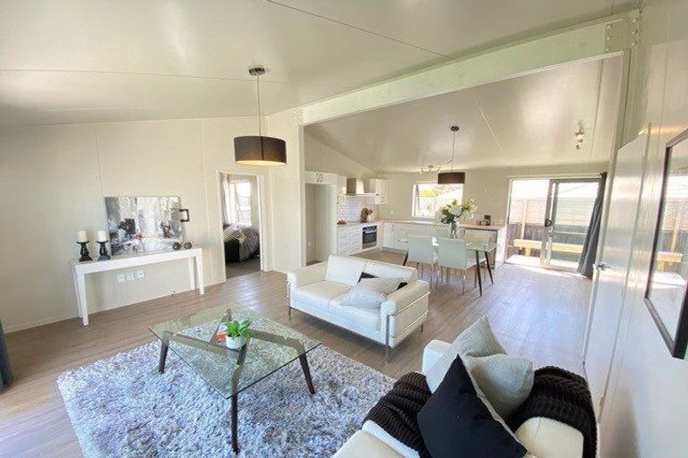 Photo of property in 3 Kingsbridge Drive, Burwood, Christchurch, 8083