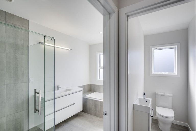 Photo of property in 48 Kenny Road, Te Awa, Napier, 4110