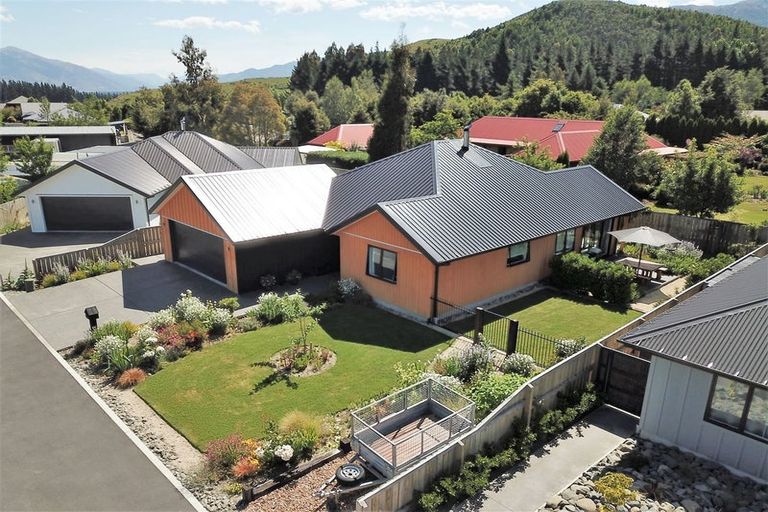 Photo of property in 6 Dumblane Way, Hanmer Springs, 7334