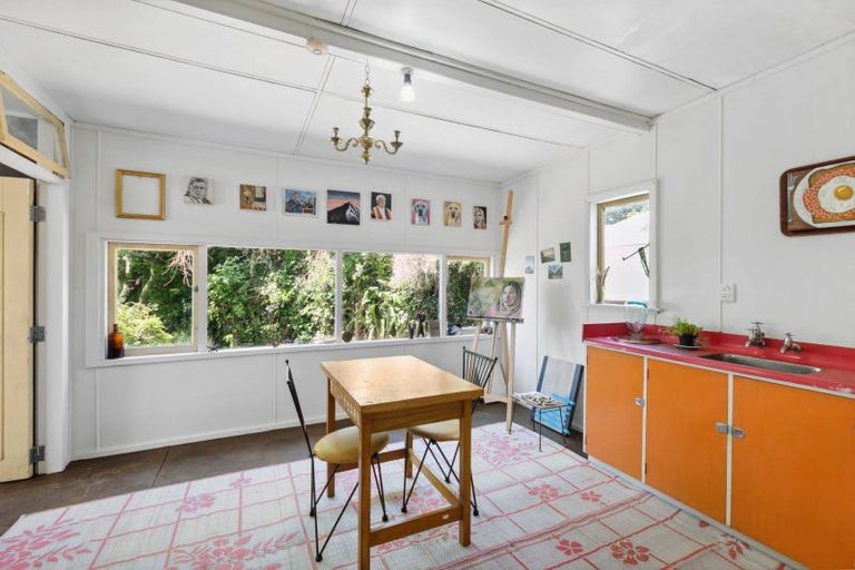 Photo of property in 401 Koru Road, Koru, New Plymouth, 4374