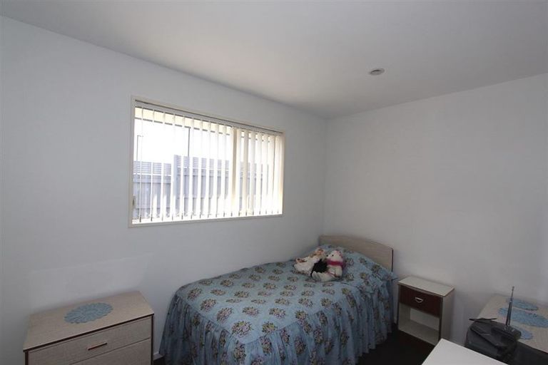 Photo of property in 2/162 Wainoni Road, Avondale, Christchurch, 8061