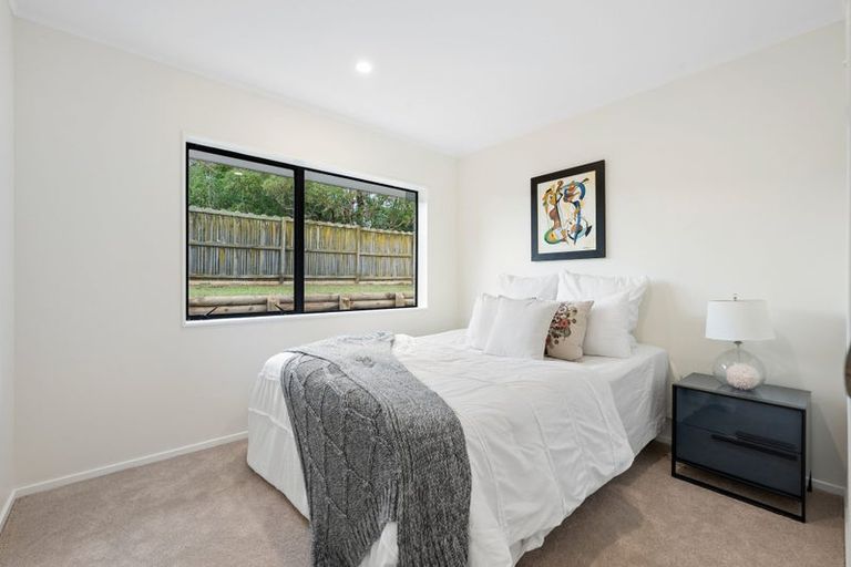 Photo of property in 26 Summermist Drive, Northpark, Auckland, 2013