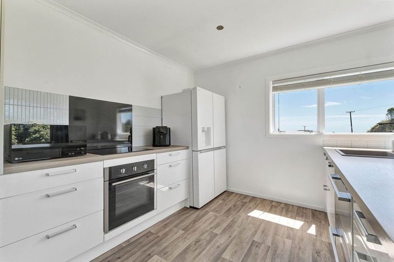 Photo of property in 282 Warea Road, Warea, New Plymouth, 4381
