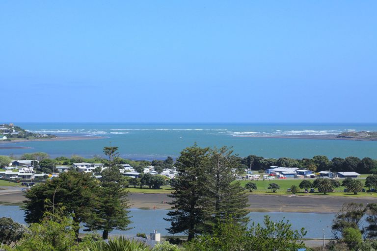 Photo of property in 14 Upper Bow Street, Raglan, 3225