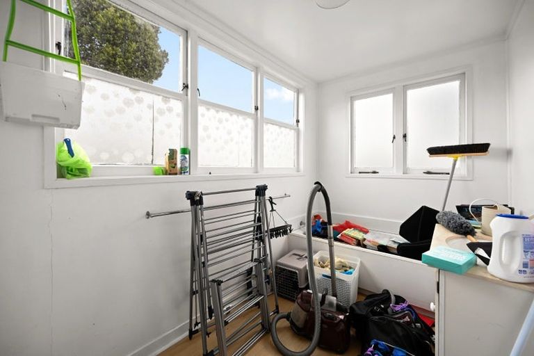 Photo of property in 41 Lake Crescent, Hamilton Lake, Hamilton, 3204