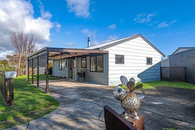 Photo of property in 3 Cambridge Avenue, Ashhurst, 4810