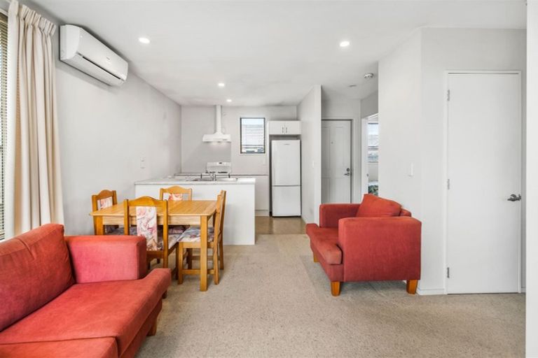 Photo of property in 2/21 Hei Hei Road, Hei Hei, Christchurch, 8042