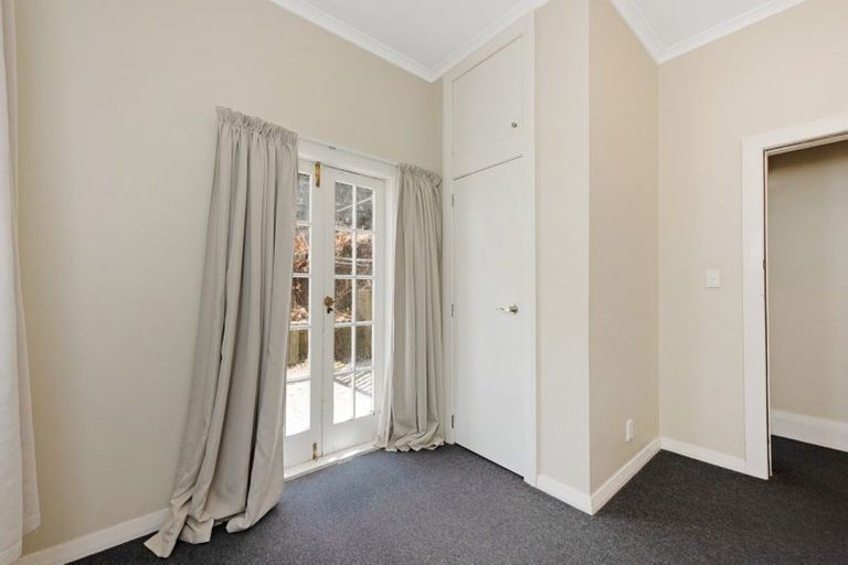 Photo of property in 82 Glenmore Street, Northland, Wellington, 6012