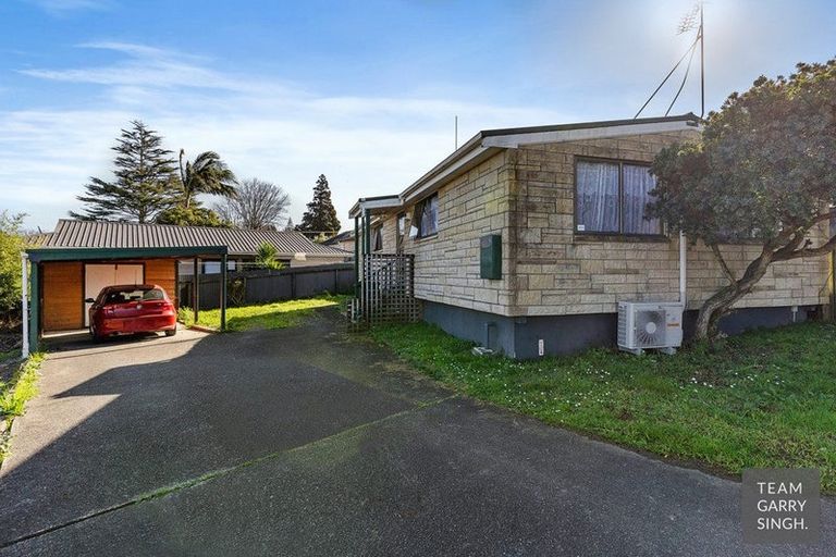 Photo of property in 2/12 Christmas Road, Manurewa, Auckland, 2102