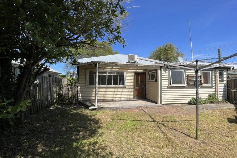 Photo of property in 150 Blenheim Road, Riccarton, Christchurch, 8041