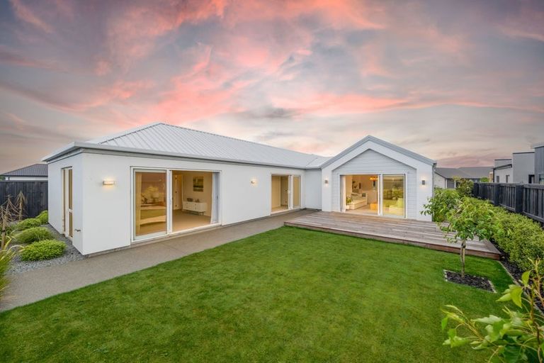 Photo of property in 46 Finstock Way, Rolleston, 7614