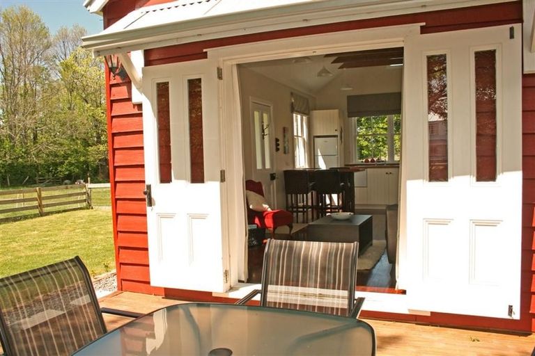 Photo of property in 48 Kemptons Line, Greytown, 5794