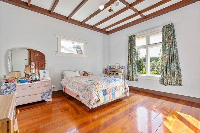 Photo of property in 70 Bell Street, Featherston, 5710