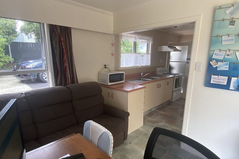 Photo of property in 74 Amanda Avenue, Dinsdale, Hamilton, 3204